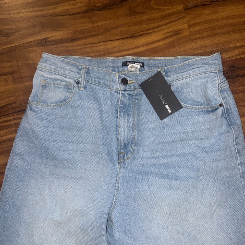 Fashion Nova Light Blue Straight Leg Jeans. SZ 15 NWT - Picture 5 of 9